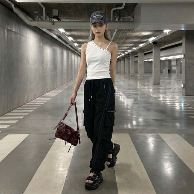 ハトメワンショルタンクトップ