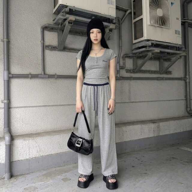 ヘンリーTシャツ・パンツセットアップ