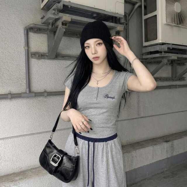 ヘンリーTシャツ・パンツセットアップ