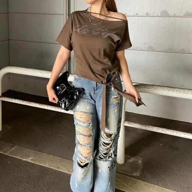 ストーン前しばりオフショルダートップス