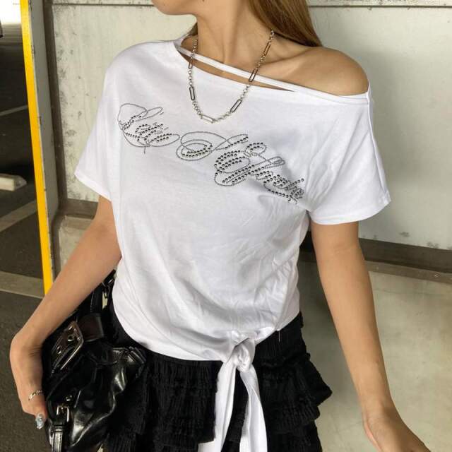ストーン前しばりオフショルダートップス