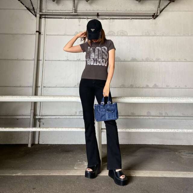 シルバービッグロゴTシャツ