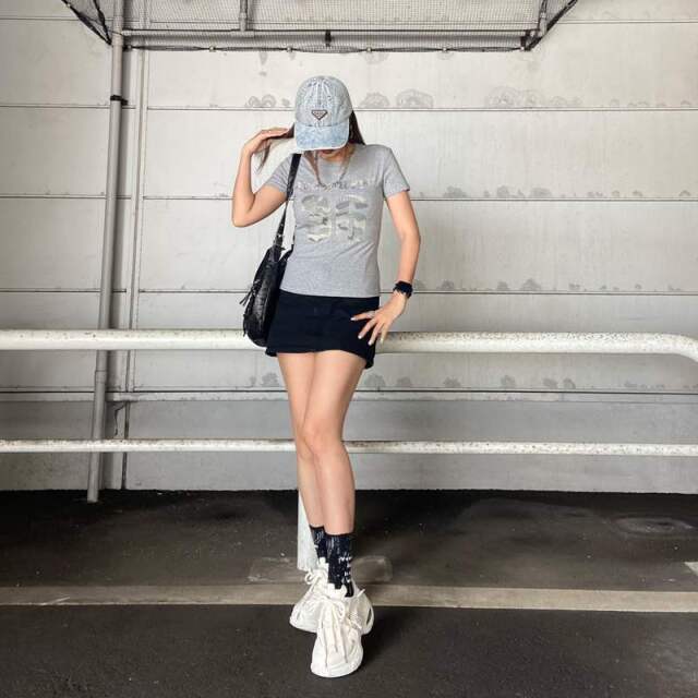 迷彩ロゴTシャツ