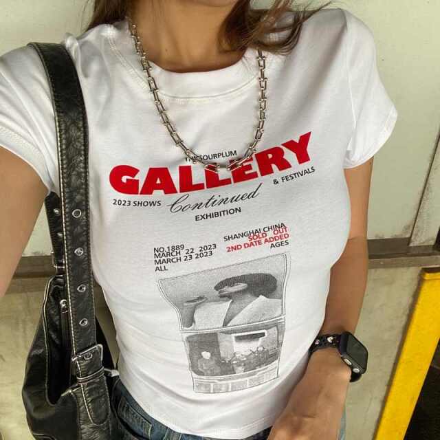 転写ロゴTシャツ
