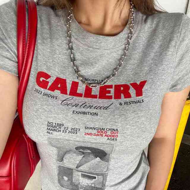 転写ロゴTシャツ