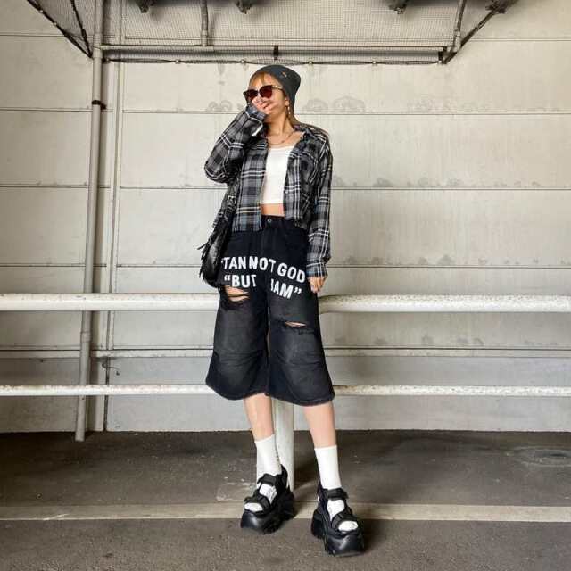 ロゴダメージハーフデニムパンツ