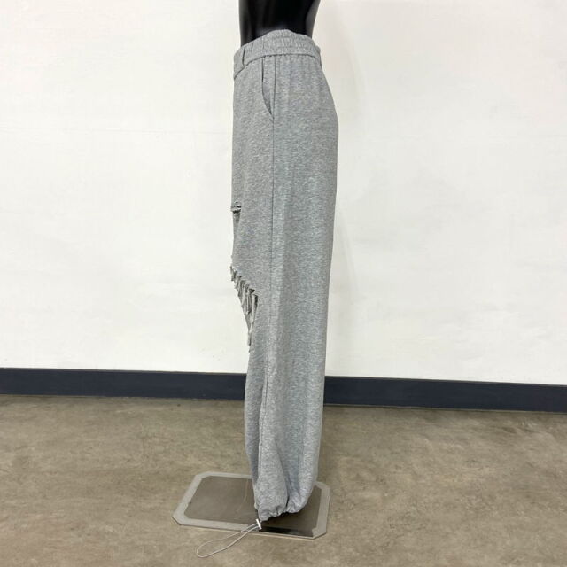 ダメージカットパンツ