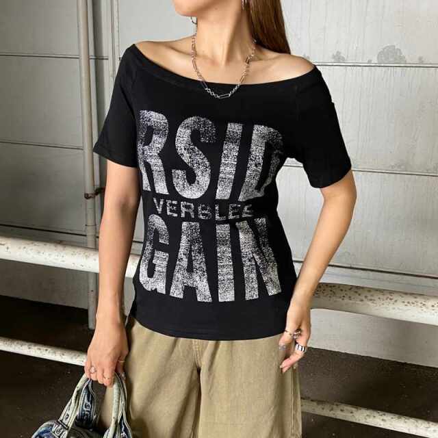 オフショルビッグロゴTシャツ