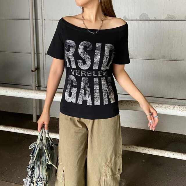 オフショルビッグロゴTシャツ