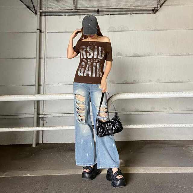 オフショルビッグロゴTシャツ