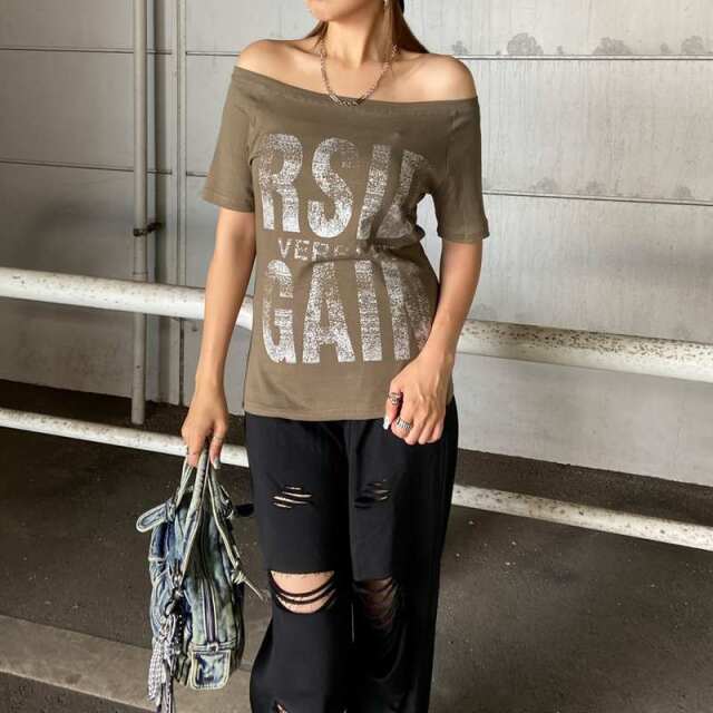 オフショルビッグロゴTシャツ