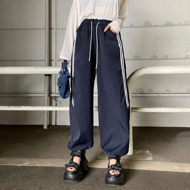 ライントラックパンツ