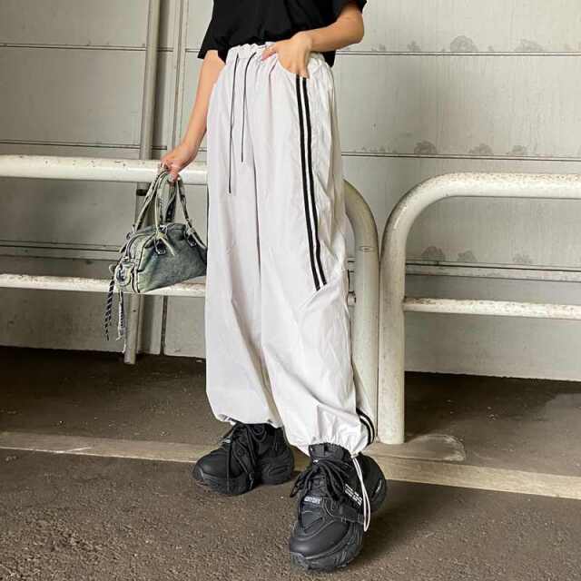 ライントラックパンツ