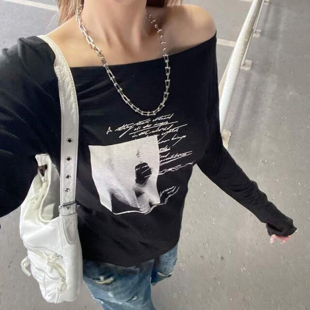 オフショルダースラブ転写Tシャツ