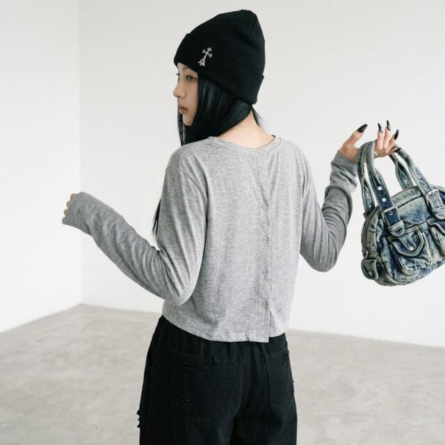 スラブショートバックボタントップス