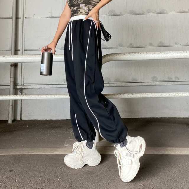 ラインカットパンツ