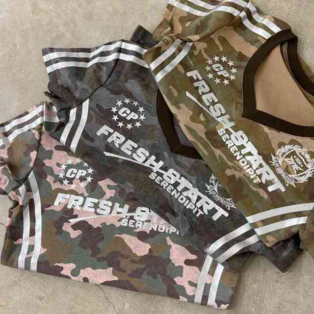 迷彩シルバーロゴTシャツ