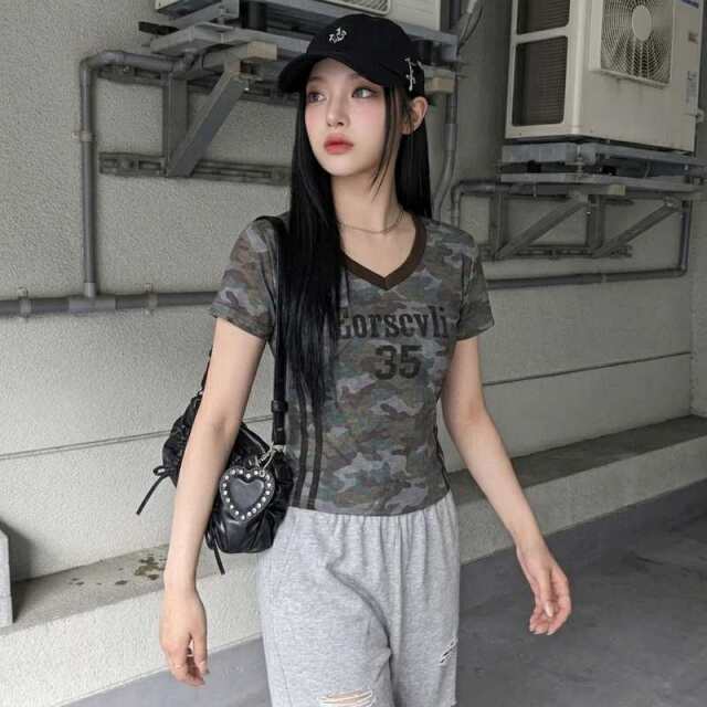 迷彩ナンバリングTシャツ