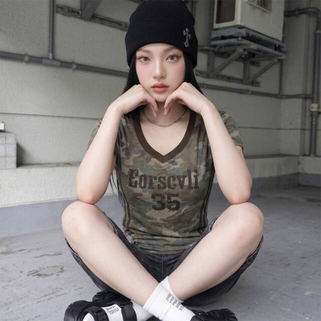 迷彩ナンバリングTシャツ