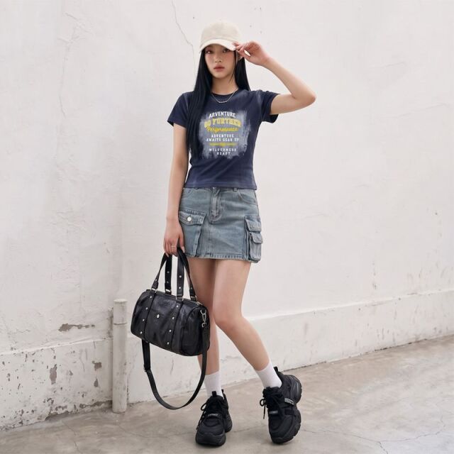 配色ロゴムラTシャツ