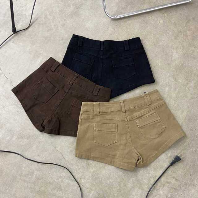 ボタンショートパンツ
