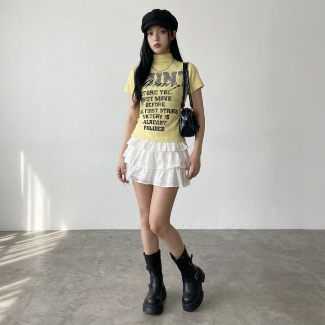 リブハイネックロゴトップス