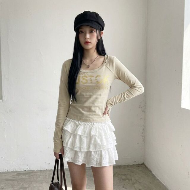 スタッズロゴTシャツ