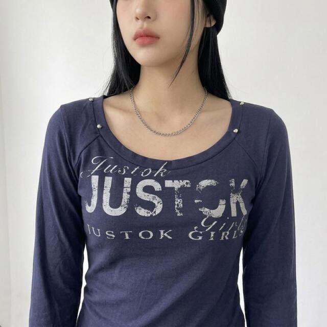 スタッズロゴTシャツ