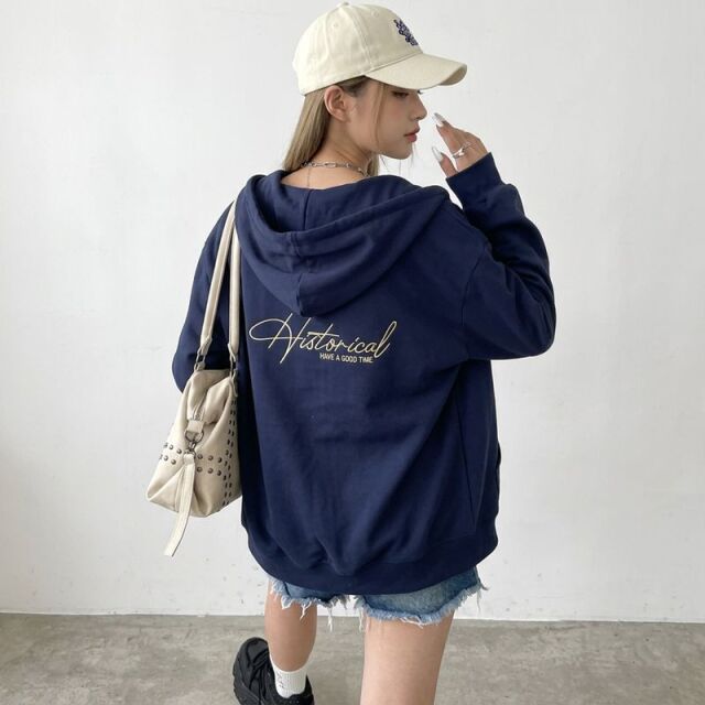 バックロゴビッグパーカー