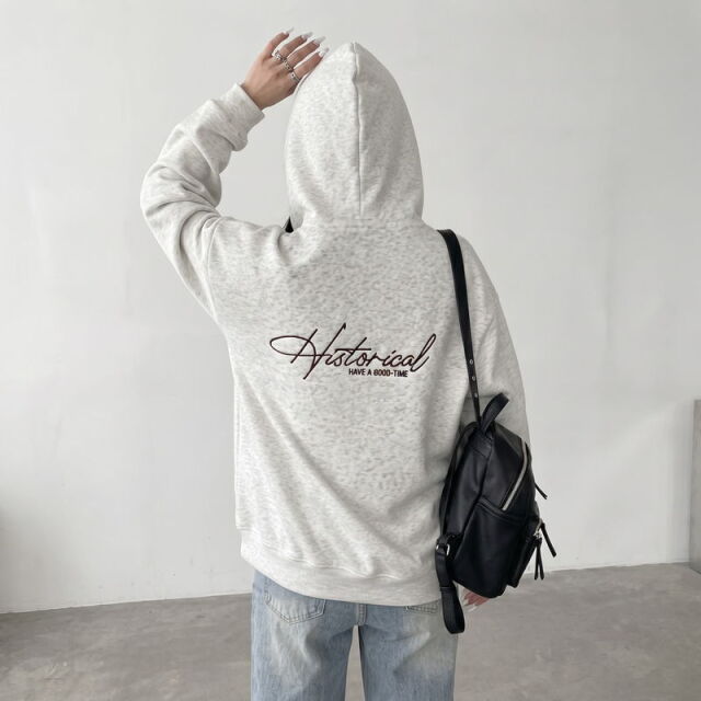 バックロゴビッグパーカー