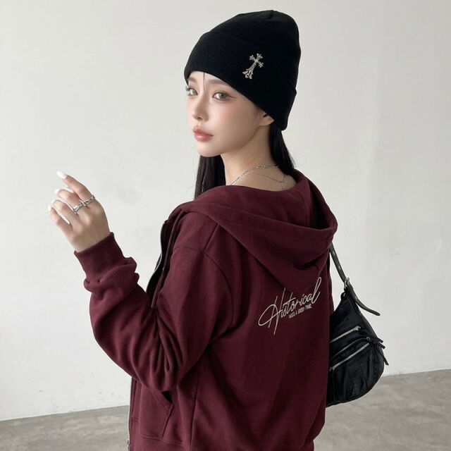 バックロゴビッグパーカー