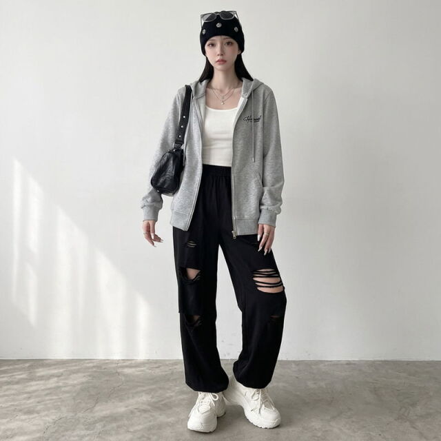 バックロゴビッグパーカー