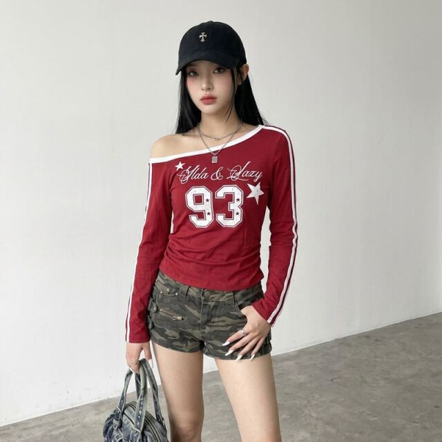 ラインオフショルダーTシャツ