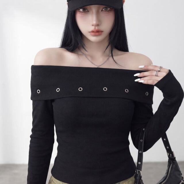 ハトメオフショルダープルオーバー