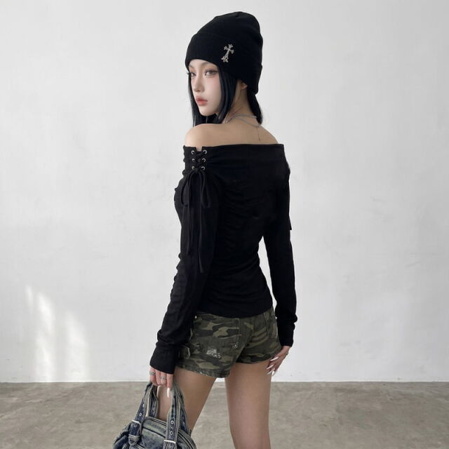 ロゴオフショルダースピンドルTシャツ