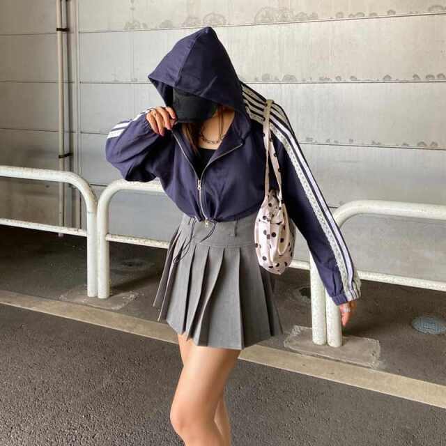 ラインレースショートジップパーカー