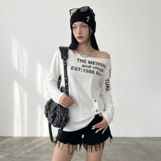 ロゴワンショルダーTシャツ