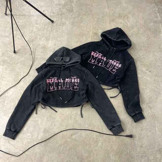 ブリーチロゴ刺繍フードプルオーバー