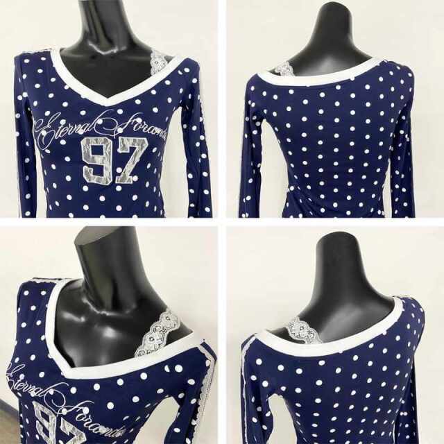 ドットナンバリングオフショルダーTシャツ
