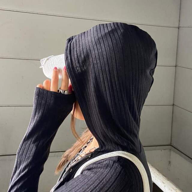 スターZIPフードトップス