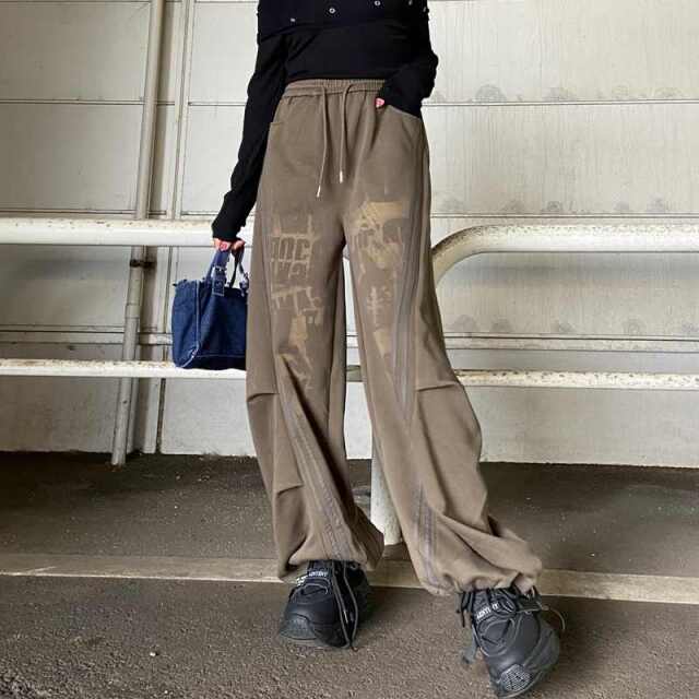 ブリーチラインロゴカットワイドパンツ
