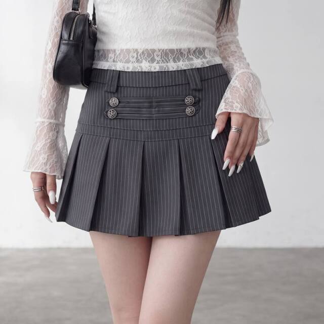 ボタンストライプスカート