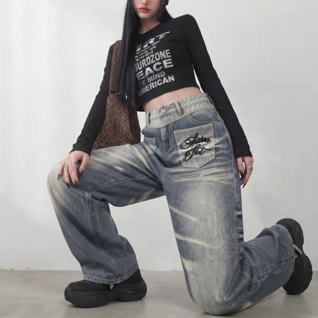 バックロゴ刺繍デニムワイドパンツ