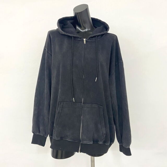 バック裾ロゴブリーチビッグパーカー