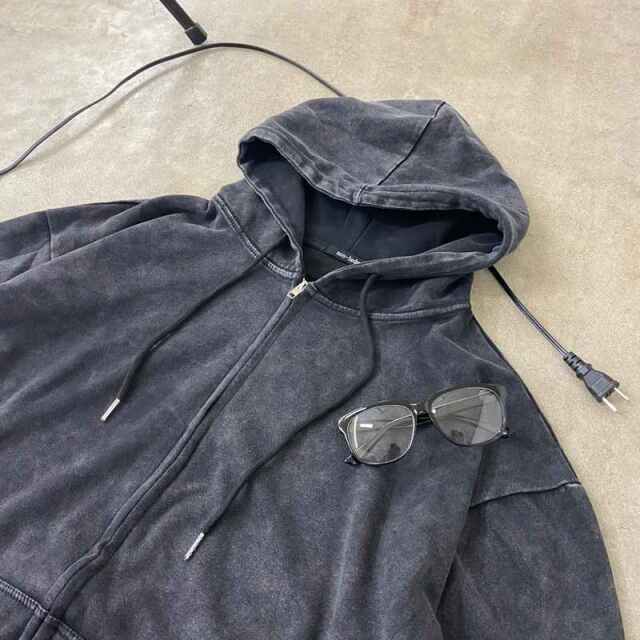 バック裾ロゴブリーチビッグパーカー