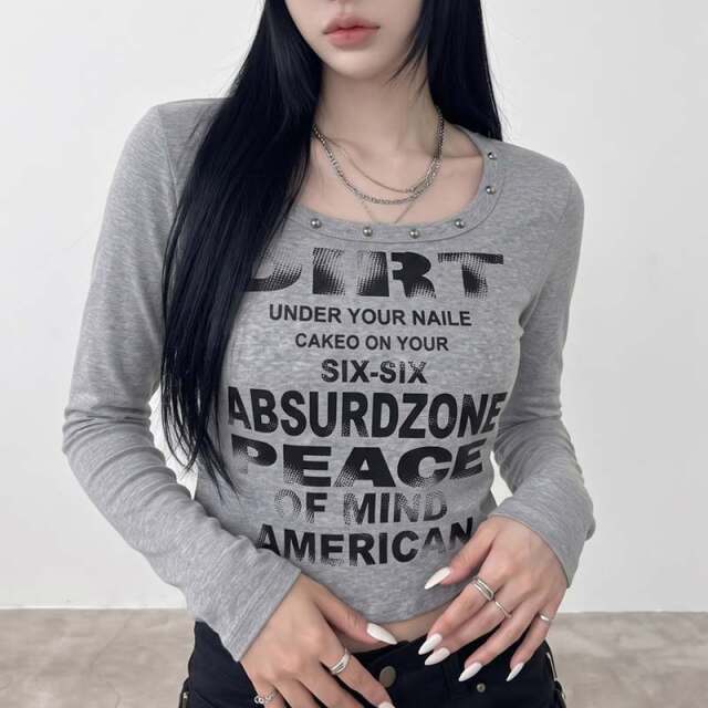 スタッズロゴTシャツ