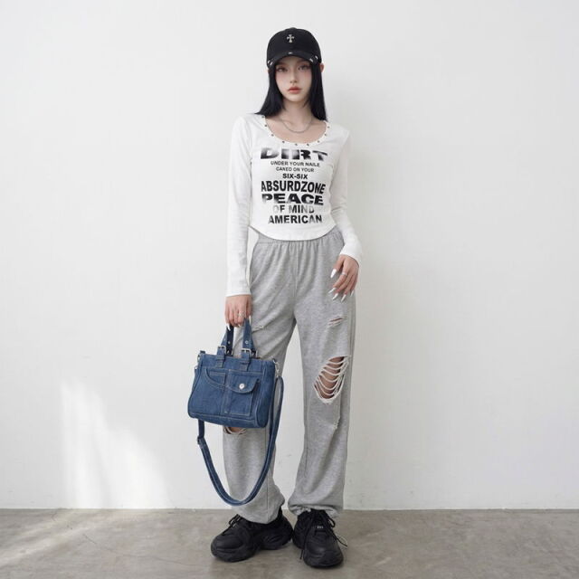 スタッズロゴTシャツ