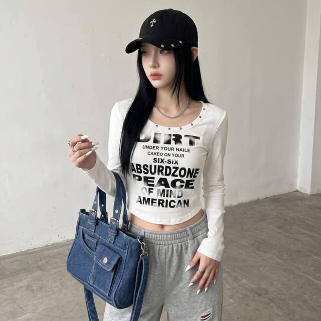 スタッズロゴTシャツ