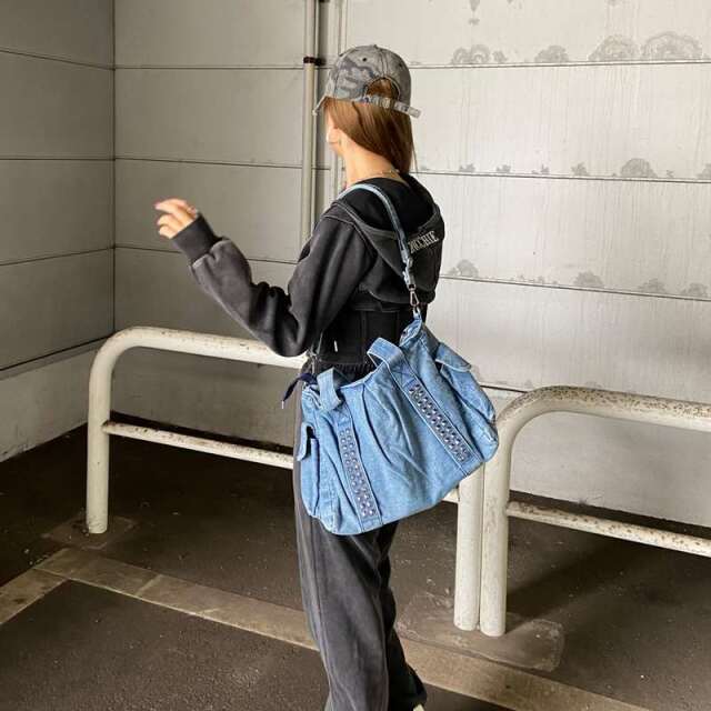 デニムスタッズボストンバッグ