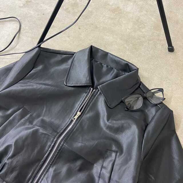 合成皮革ショートジャケット